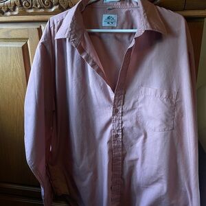 Men’s long sleeve button up with collar